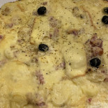 La Tour De Pizz' Pont food