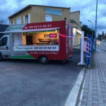 La Tour De Pizz' Pont outside