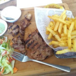 Chez Nous Grillades Nourriture