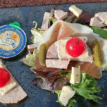 Le Relais De La Comté food