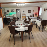 Le Relais De La Comté inside