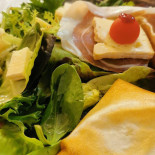 Le Relais De La Comté food