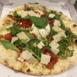 Pizza Stefano “les Pizzas Despouilles” Food