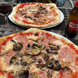 Pizza Stefano “les Pizzas Despouilles” Food