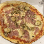 Pizza Stefano “les Pizzas Despouilles” Food