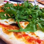 Pizza Stefano “les Pizzas Despouilles” Food