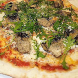 Pizza Stefano “les Pizzas Despouilles” Food