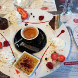 Le Touristique Comida