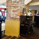 Amphitryon À l'intérieur