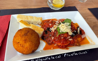 Pizzeria L'arago food