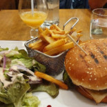 Le Savoyard food