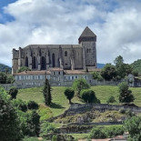 La Table De Saint-bertrand (de Comminges) Außen