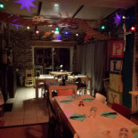 Brasserie la marine Dentro