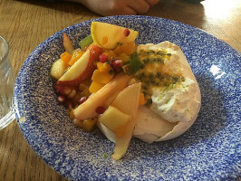 Hôtel Campanile Meaux food