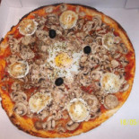 Mamette Pizzas food