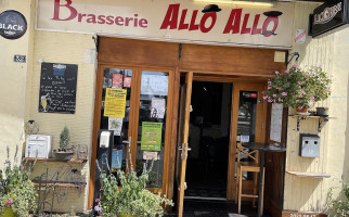 Allo Allo outside