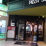 Pizza Sud Exterior