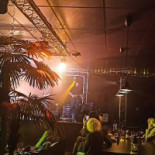 Le Steady À l'intérieur