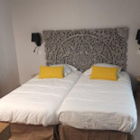 Relais du Chapeau Rouge Dentro