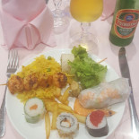 Etoile du Bonheur Nourriture