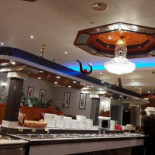 Etoile du Bonheur À l'intérieur