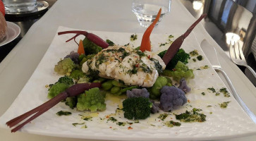 La Petite Maison food