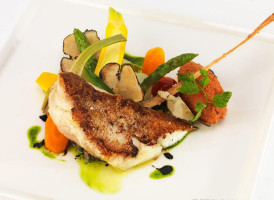 La Petite Maison food