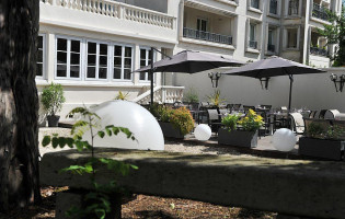 Best Western Villa Henri Iv outside