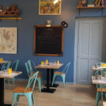 Le Bonnet D'âne À l'intérieur