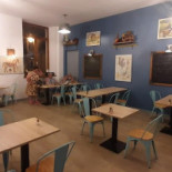 Le Bonnet D'âne À l'intérieur