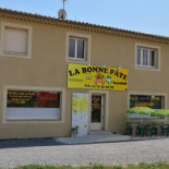 La Bonne Pâte outside