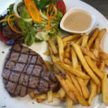 Le Cours Du Drac food