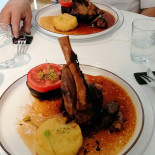 Le Saint Sauveur Nourriture