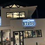 Le Keudu outside
