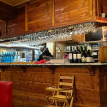 La Tute De L'ours inside