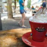 La Tute De L'ours drink