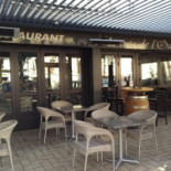 La Tute De L'ours outside