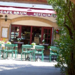 Cafe Brun outside
