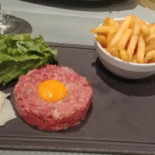 Le Pressoir De Marie food
