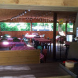 Camping Le Font Du Merle Dentro