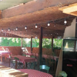 Camping Le Font Du Merle Exterior