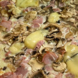 Pizz'art Mona Lisa Pizzeria à Bons En Chablais food