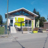 La P'tite Table outside