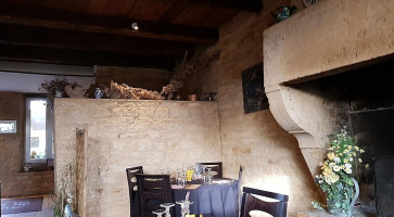 Auberge Du Caillou Saint Martin inside