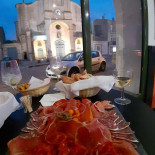 Maison Des Vins De Barsac inside