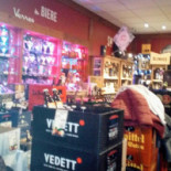 V And B Castres Dentro