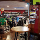 V And B Castres Dentro