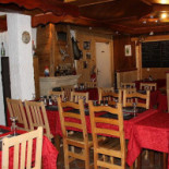 La Table Du Grizzly Dentro