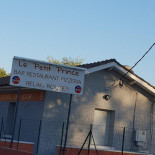 Le Petit Prince outside