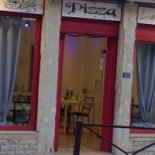 Le Petit Prince outside